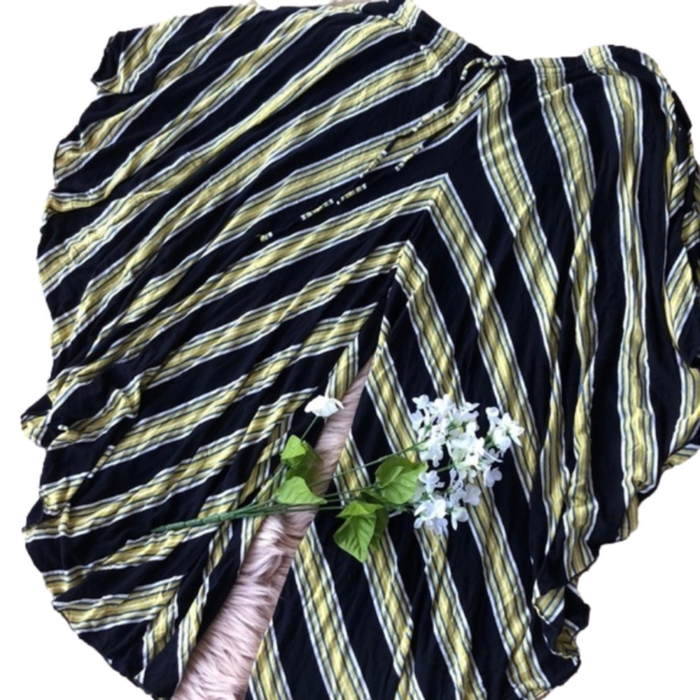 𝅺FREE People Flowy Pants size XS